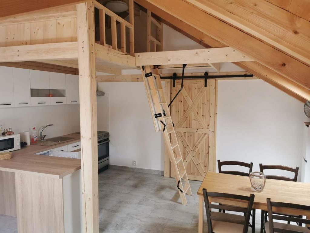 Apartmany Nova Duha Vavrinec מראה חיצוני תמונה