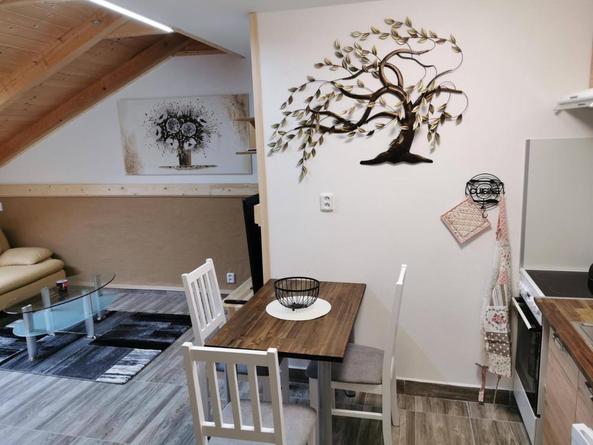 Apartmany Nova Duha Vavrinec מראה חיצוני תמונה